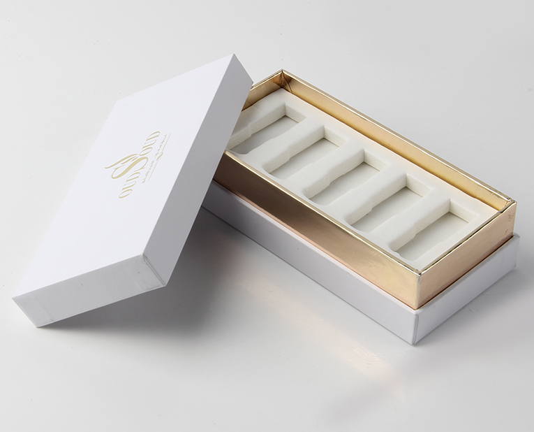 廣州駿業(yè)包裝項(xiàng)鏈盒子廠家精選吸塑 廣州駿業(yè)包裝項(xiàng)鏈盒子廠家精選吸塑