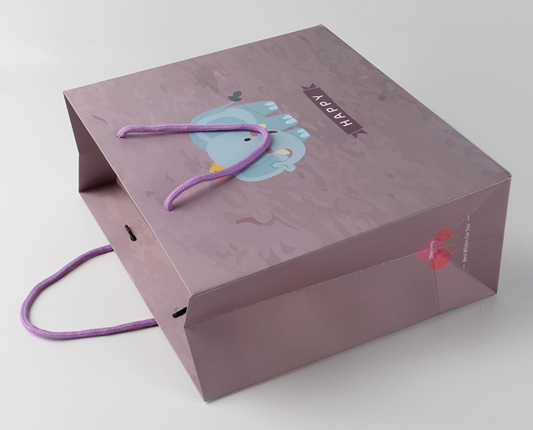 化妝品禮品袋嘗試在冬天用夏天的光油訂制,結(jié)果無(wú)奈 化妝品禮品袋嘗試在冬天用夏天的光油訂制,結(jié)果無(wú)奈