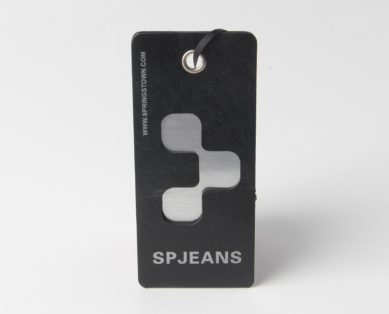 鏤空處理的衣服吊牌 鏤空處理的衣服吊牌