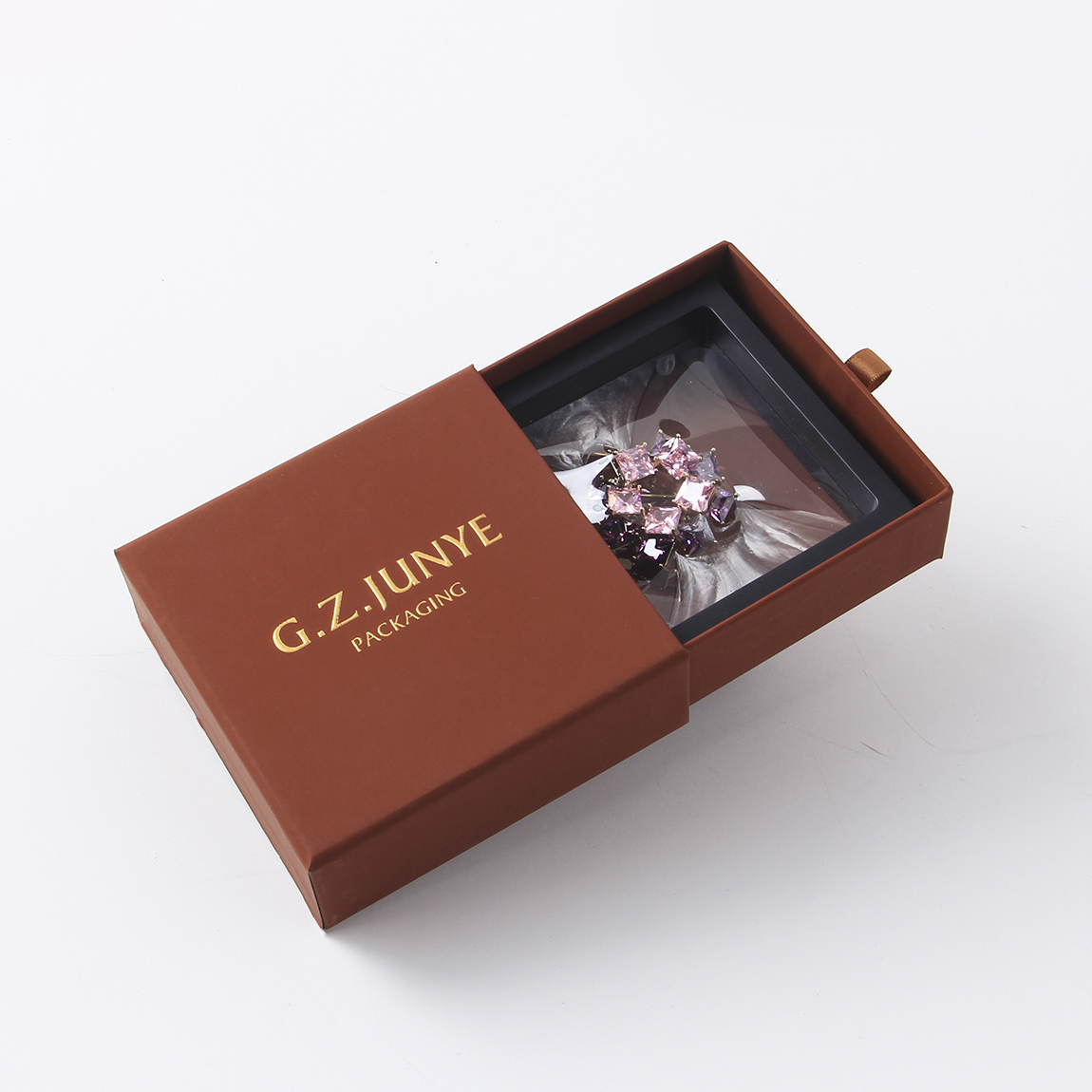 包裝盒色彩設(shè)計都是什么為主導(dǎo)的? 包裝盒色彩設(shè)計都是什么為主導(dǎo)的?