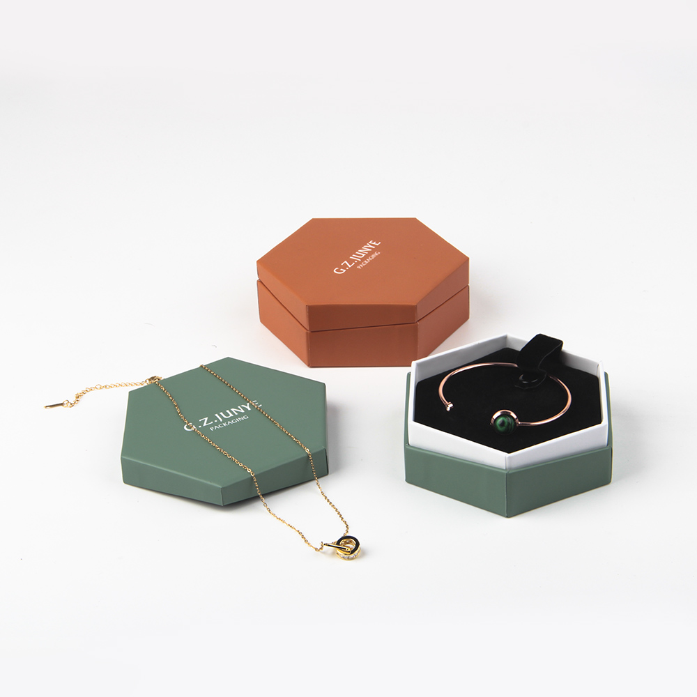 有實力的六角紙盒工廠具備什么特征 有實力的六角紙盒工廠具備什么特征